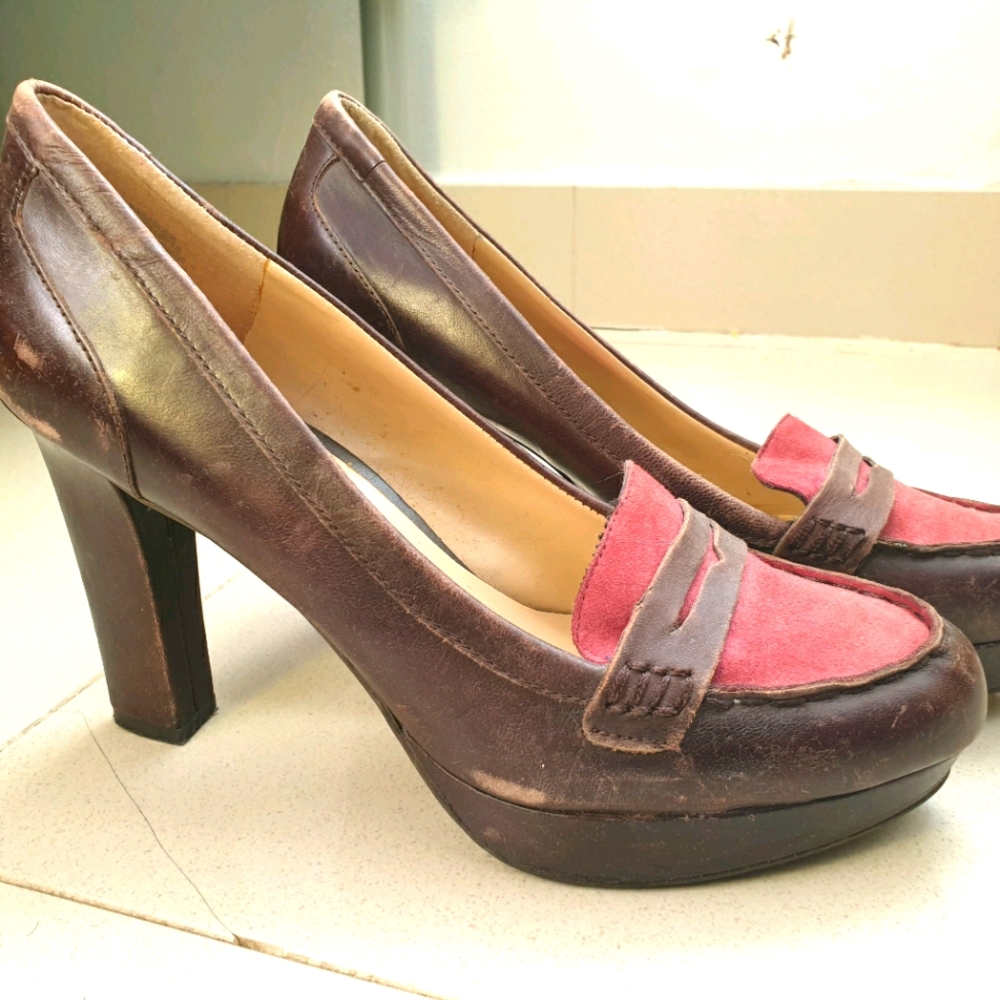 Librarian 70s Style Brown Pumps